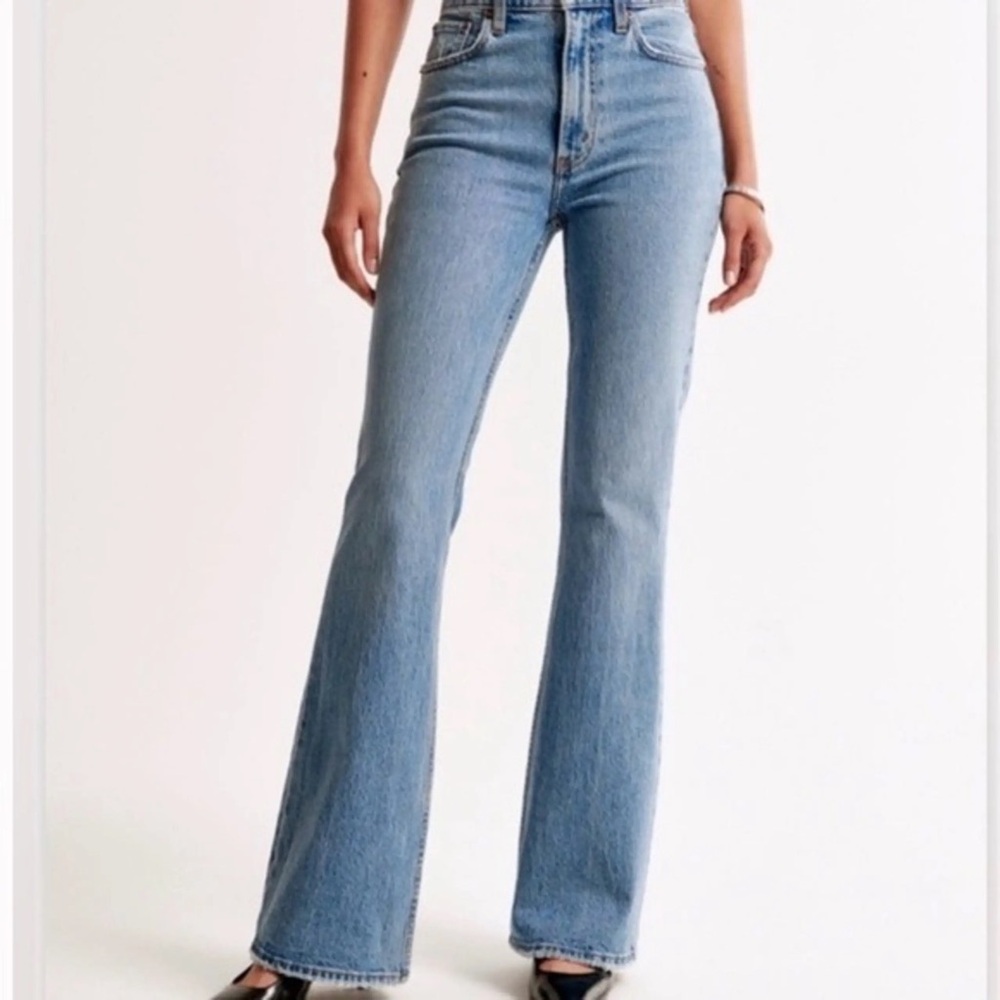 Abercrombie and Fitch The 70s ultra High-Rise Flare Jeans
